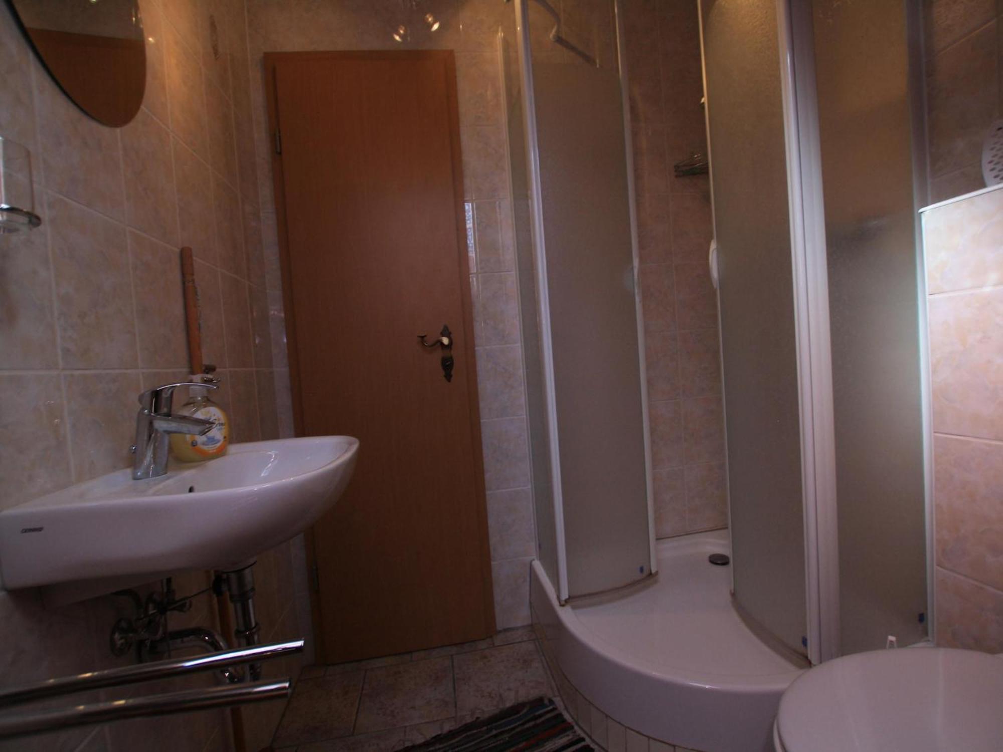 Apartment In Luckaitztal Gossda With Parking Space Exteriör bild