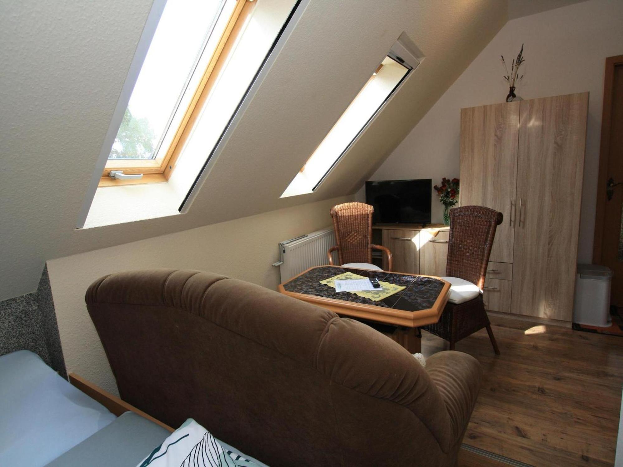 Apartment In Luckaitztal Gossda With Parking Space Exteriör bild