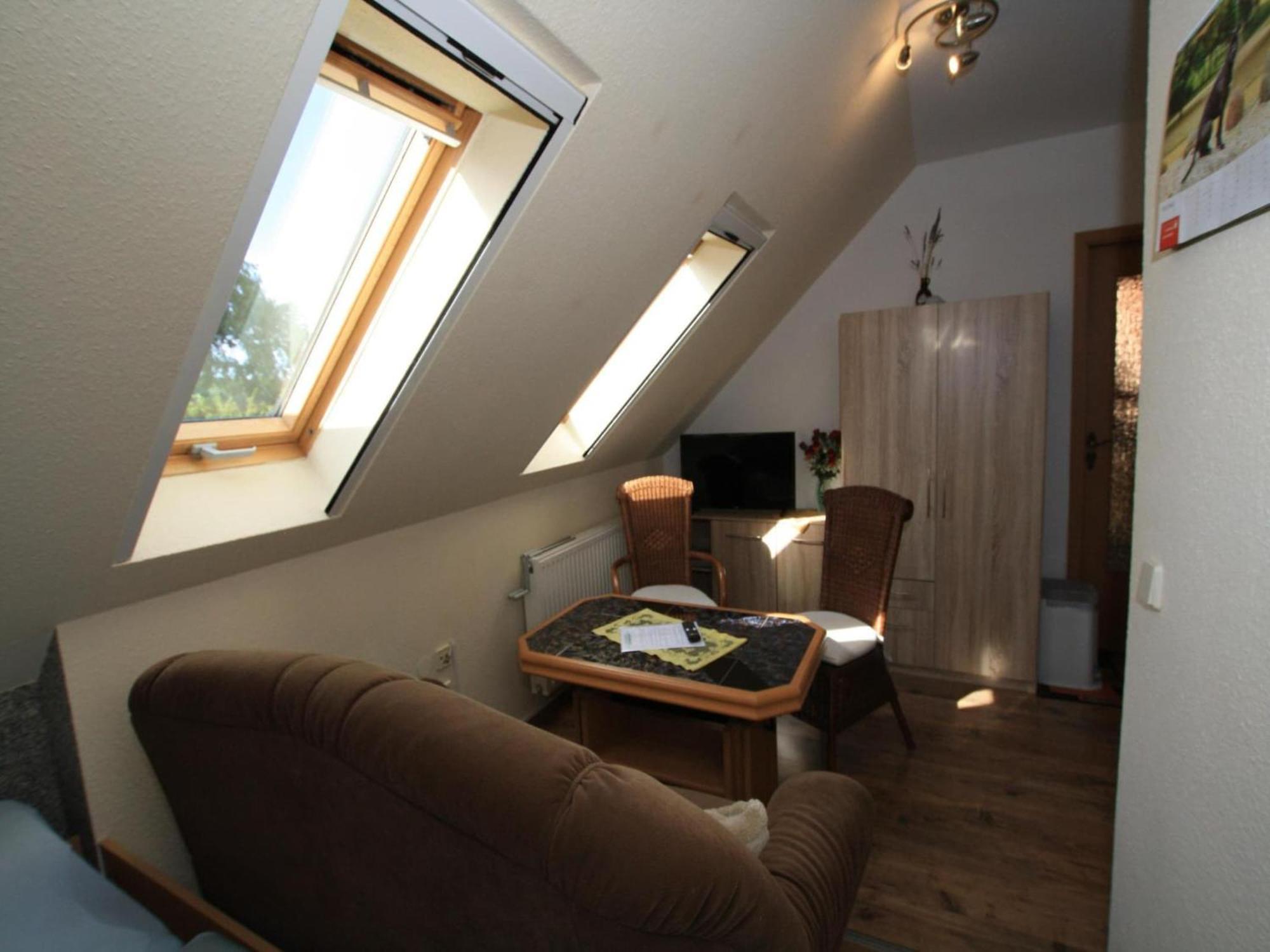 Apartment In Luckaitztal Gossda With Parking Space Exteriör bild