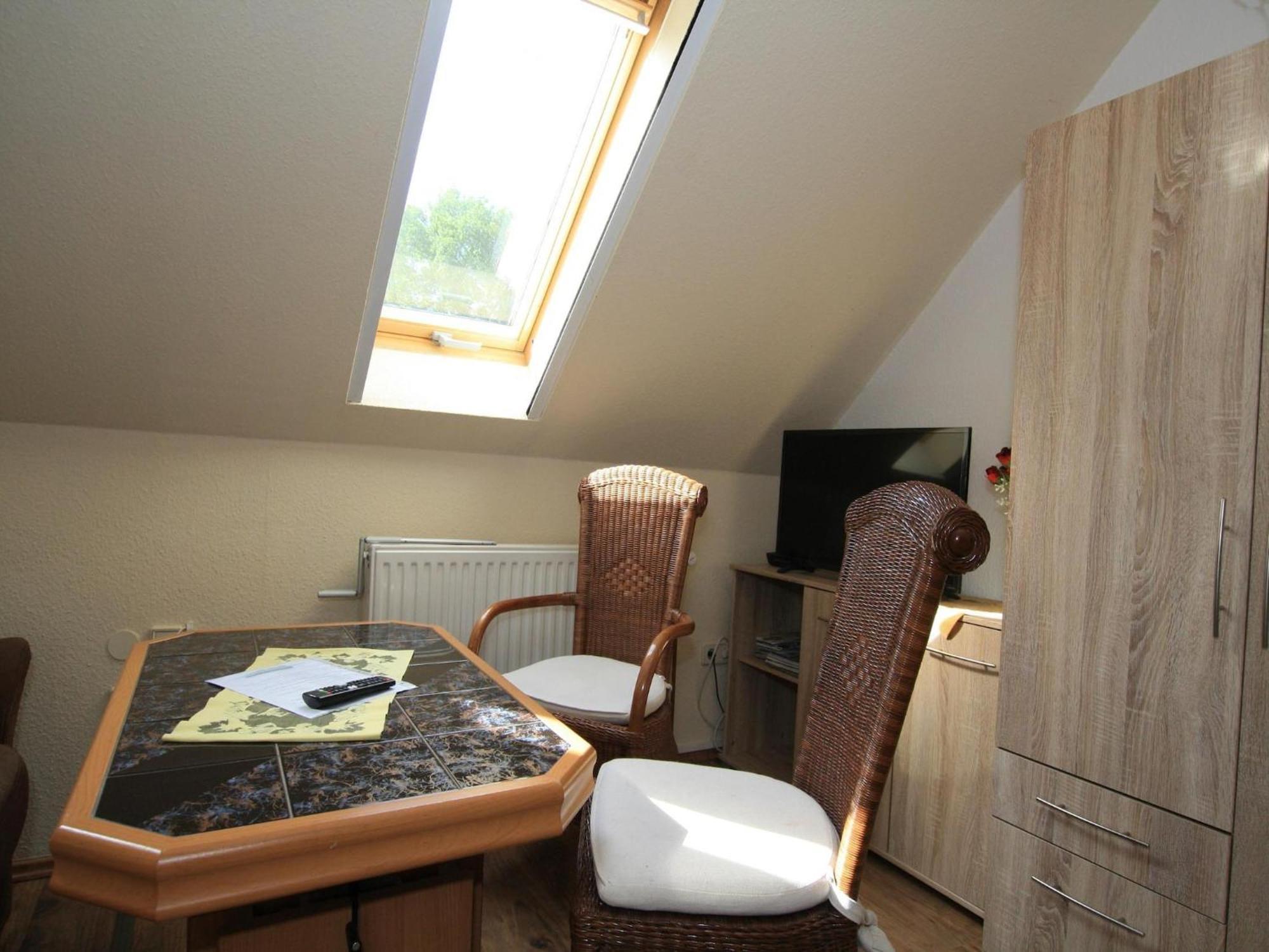 Apartment In Luckaitztal Gossda With Parking Space Exteriör bild
